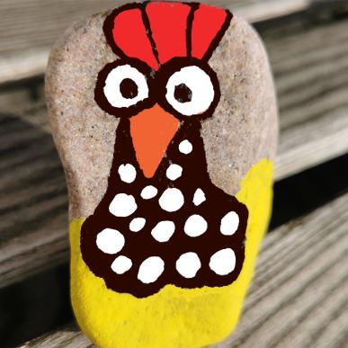 Saml sten på strande og mal kunst på stenene - her en hanekylling